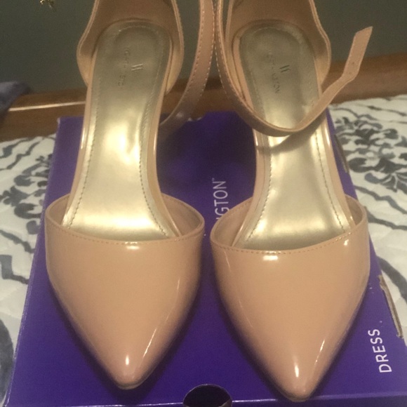 High Heels - Picture 2 of 3